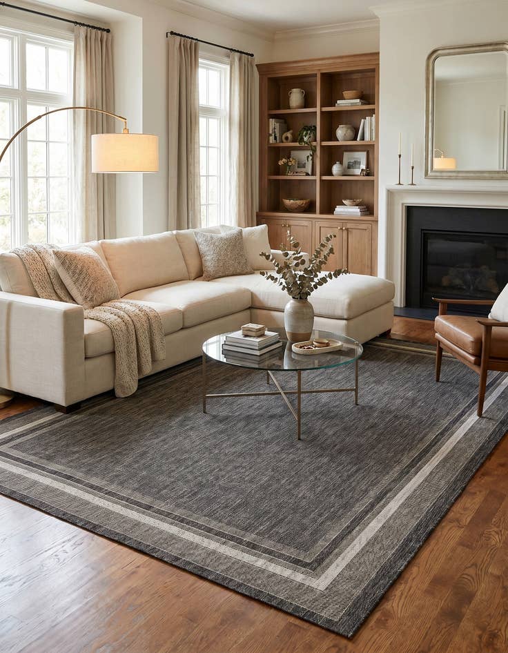 Detail image of 7' 10 x 11' Easy-Clean Border Indoor / Outdoor Rug