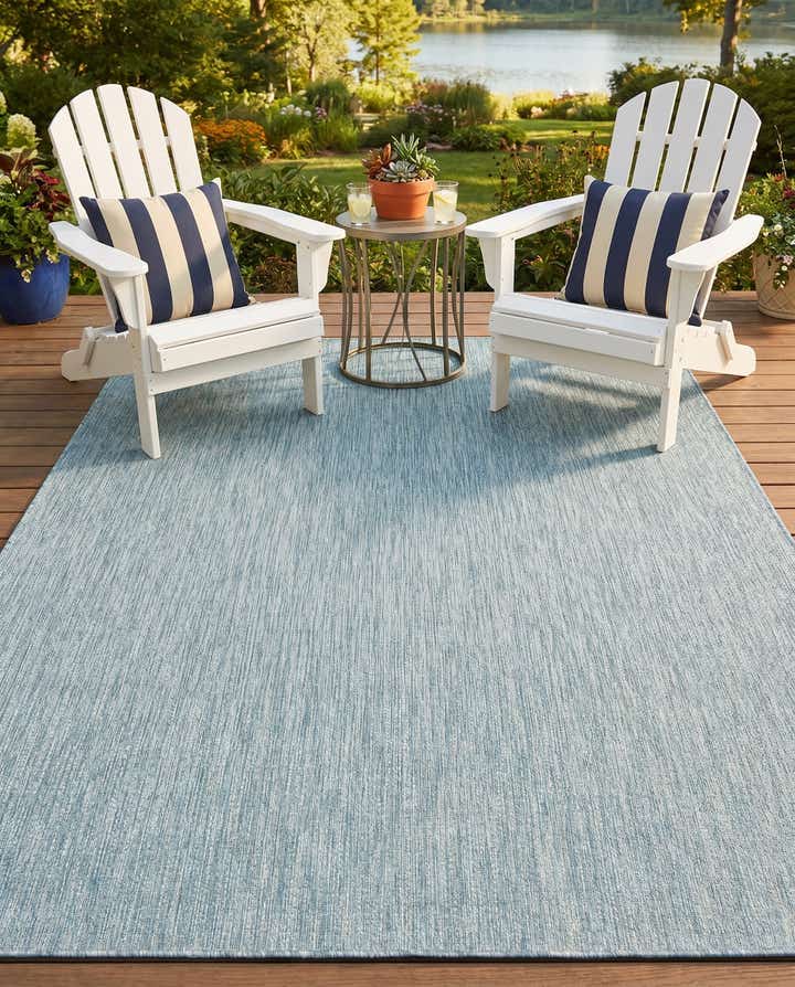 5' 3 x 8' Easy-Clean Solid Indoor / Outdoor Rug