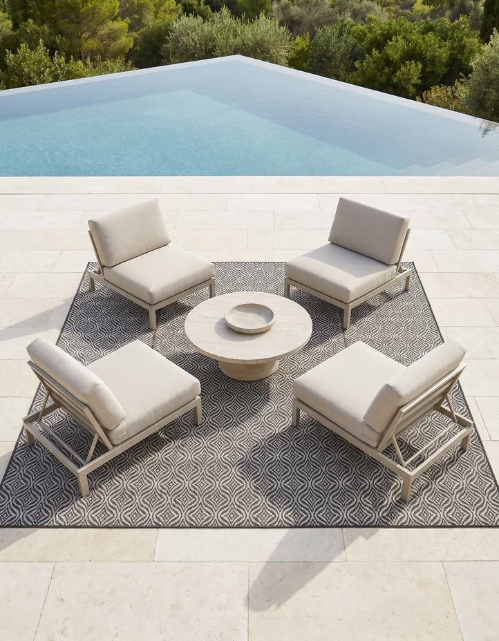 7' 10 x 7' 10 Easy-Clean Lattice Indoor / Outdoo...