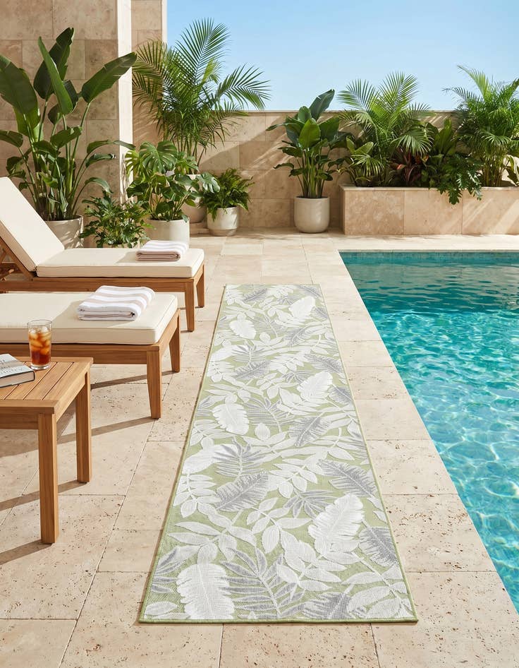 Detail image of 2' 7 x 12' Easy-Clean Botanical Indoor / Outdoor Runner Rug