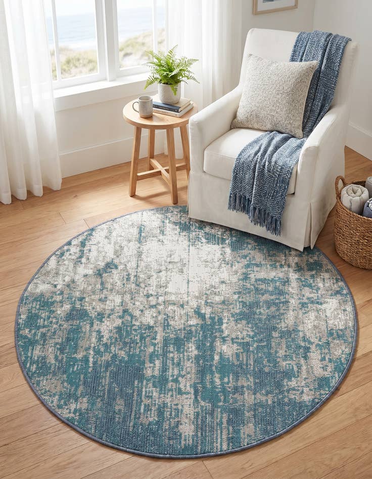 Detail image of 4' x 4' Easy-Clean Coastal Indoor / Outdoor Round Rug