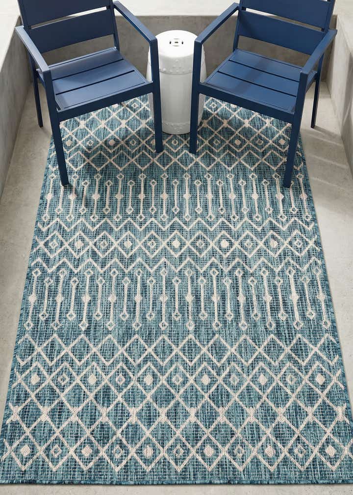 4' x 6' Easy-Clean Trellis Indoor / Outdoor Rug