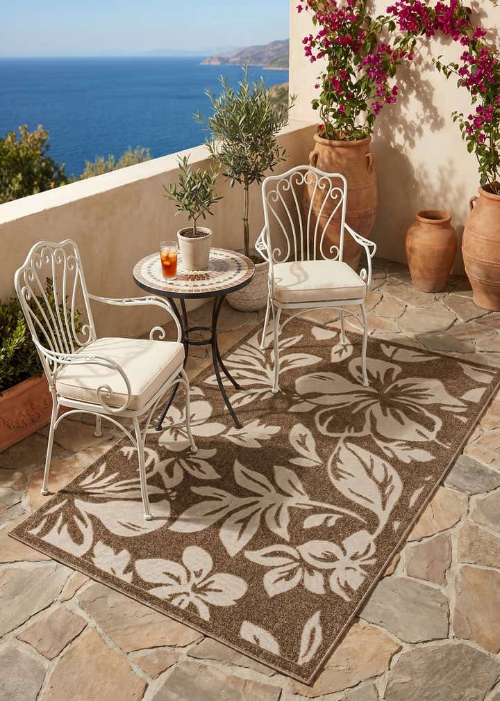 5' x 8' Easy-Clean Botanical Indoor / Outdoor Rug