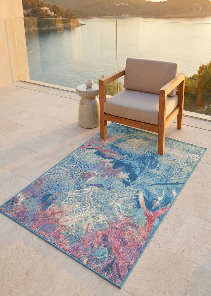 3' 3 x 5' 3 Easy-Clean Coastal Indoor / Outdoor Rug