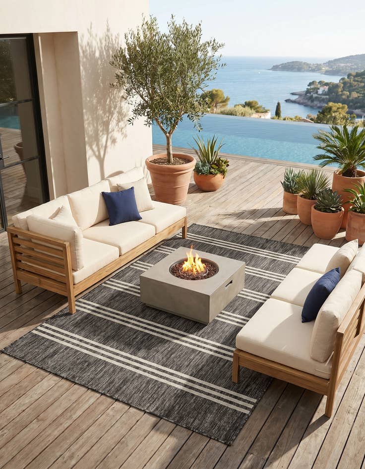 Detail image of 5' 3 x 8' Easy-Clean Jill Zarin Anguilla Indoor / Outdoor Rug