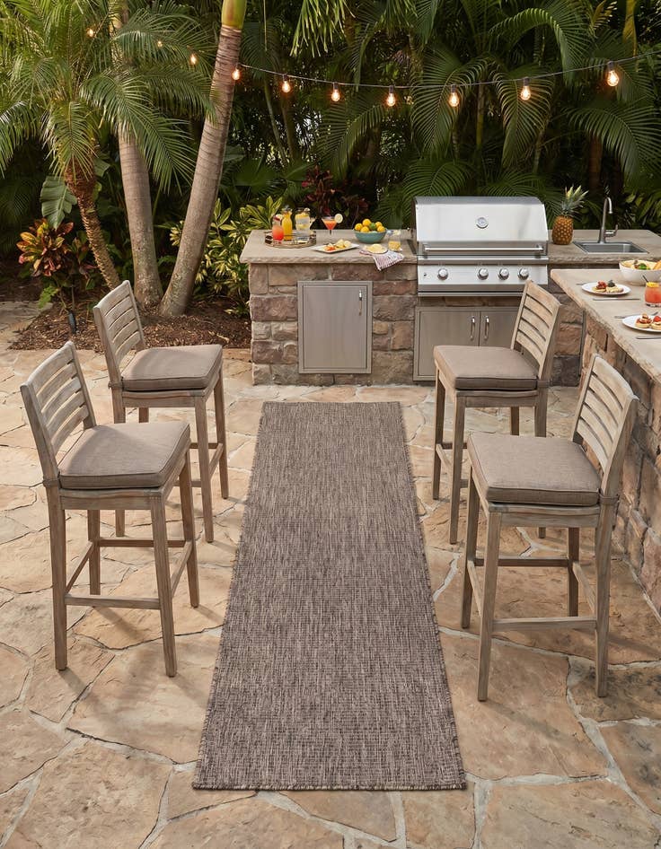 Detail image of 2' x 6' Easy-Clean Solid Indoor / Outdoor Runner Rug