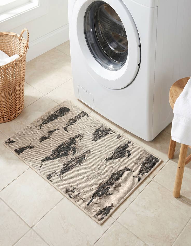 Detail image of 2' x 3' Easy-Clean Coastal Indoor / Outdoor Rug