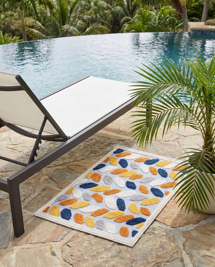 2' x 3' Easy-Clean Aruba Indoor / Outdoor Rug
