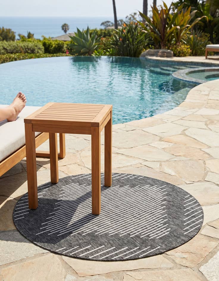 Detail image of 3' x 3' Easy-Clean Modern Indoor / Outdoor Round Rug