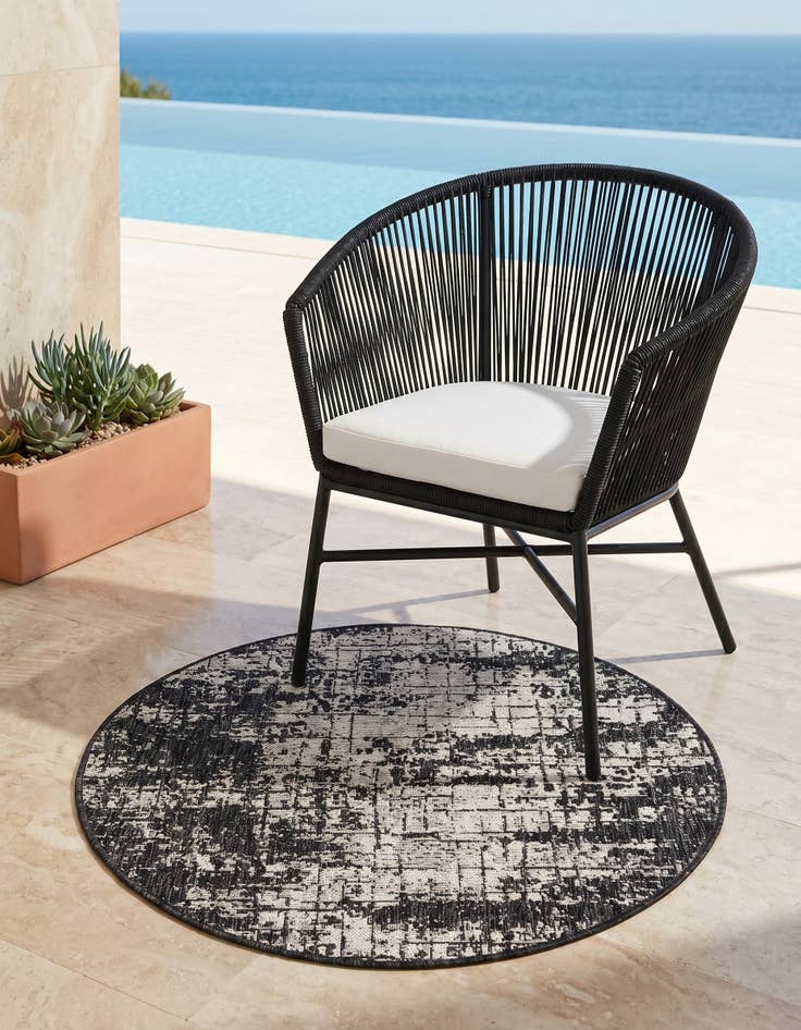 Detail image of 3' x 3' Easy-Clean Modern Indoor / Outdoor Round Rug
