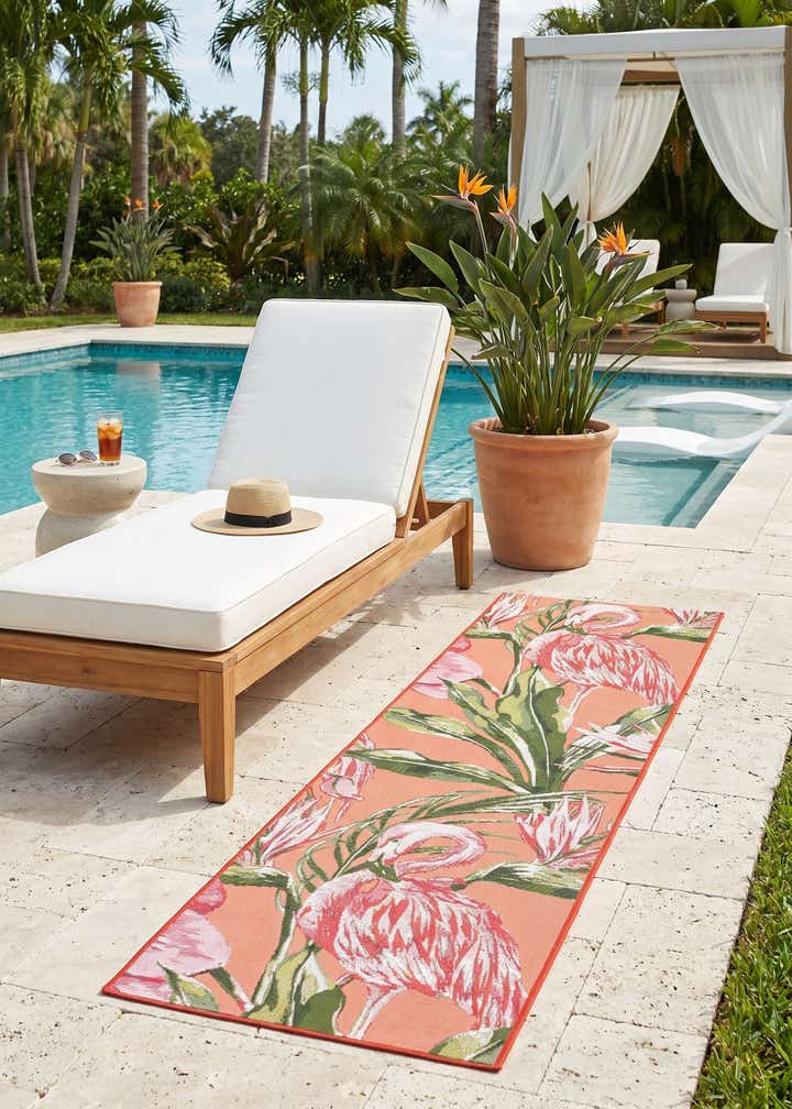 2' x 6' Easy-Clean Botanical Indoor / Outdoor Runner Rug