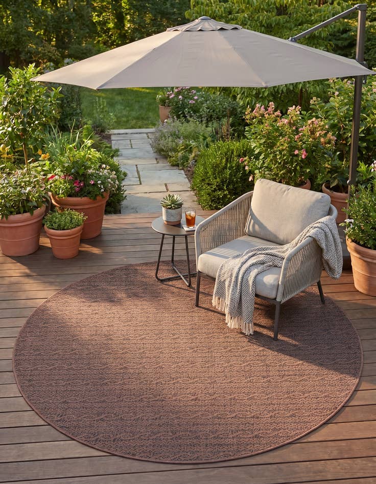 Detail image of 6' x 6' Easy-Clean Modern Indoor / Outdoor Round Rug