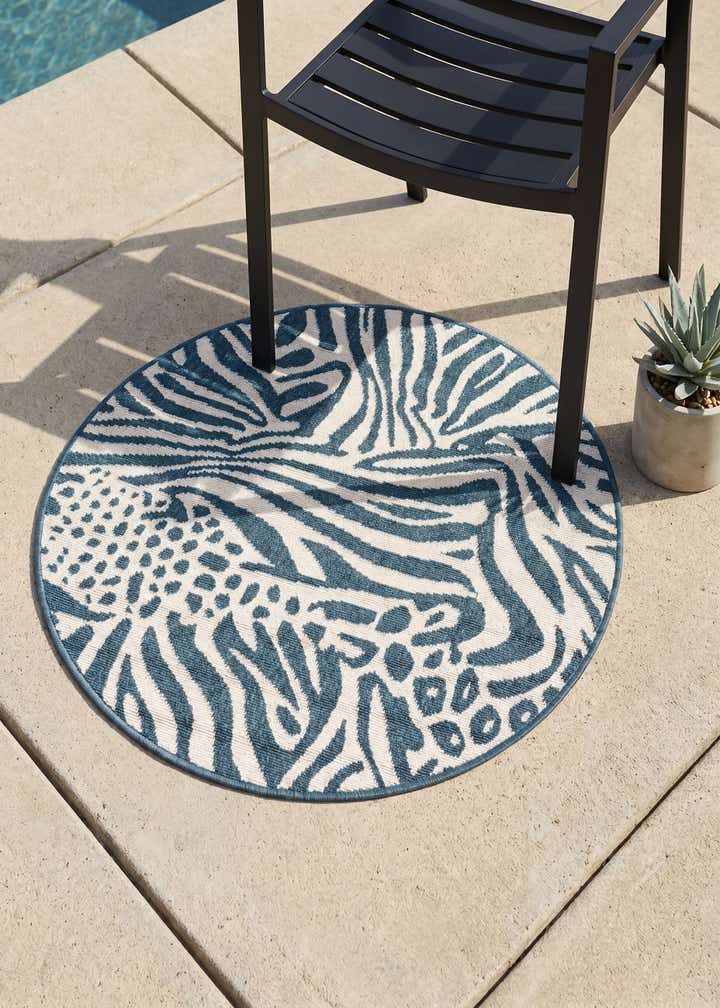 3' x 3' Easy-Clean Safari Indoor / Outdoor Round Rug