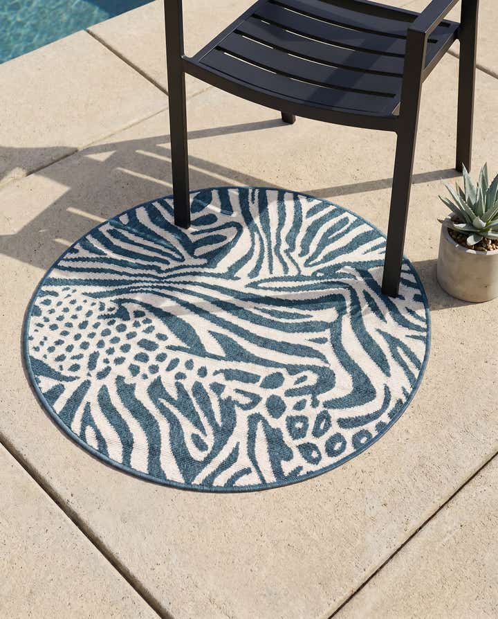 3' x 3' Easy-Clean Safari Indoor / Outdoor Round Rug