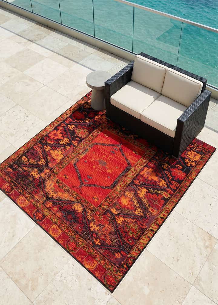5' 3 x 5' 3 Easy-Clean Tribal Indoor / Outdoor Square Rug