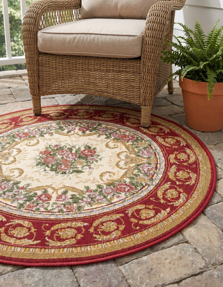 Detail image of 3' x 3' Easy-Clean Traditional Indoor / Outdoor Round Rug