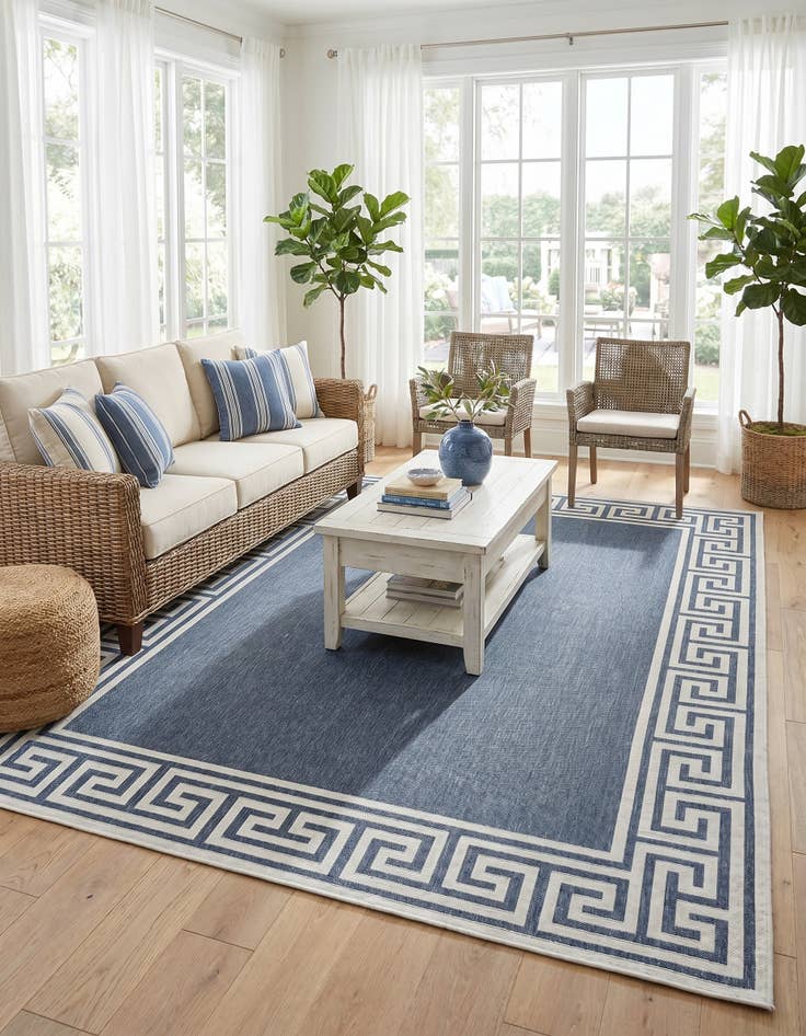 Detail image of 7' 10 x 10' Easy-Clean Coastal Indoor / Outdoor Rug