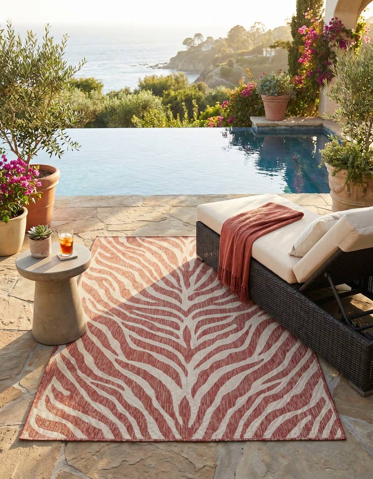 Detail image of 5' 3 x 8' Easy-Clean Safari Indoor / Outdoor Rug