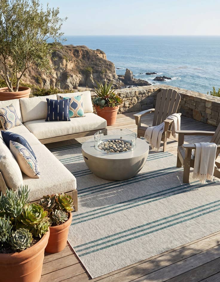 Detail image of 6' x 9' Easy-Clean Jill Zarin Anguilla Indoor / Outdoor Rug