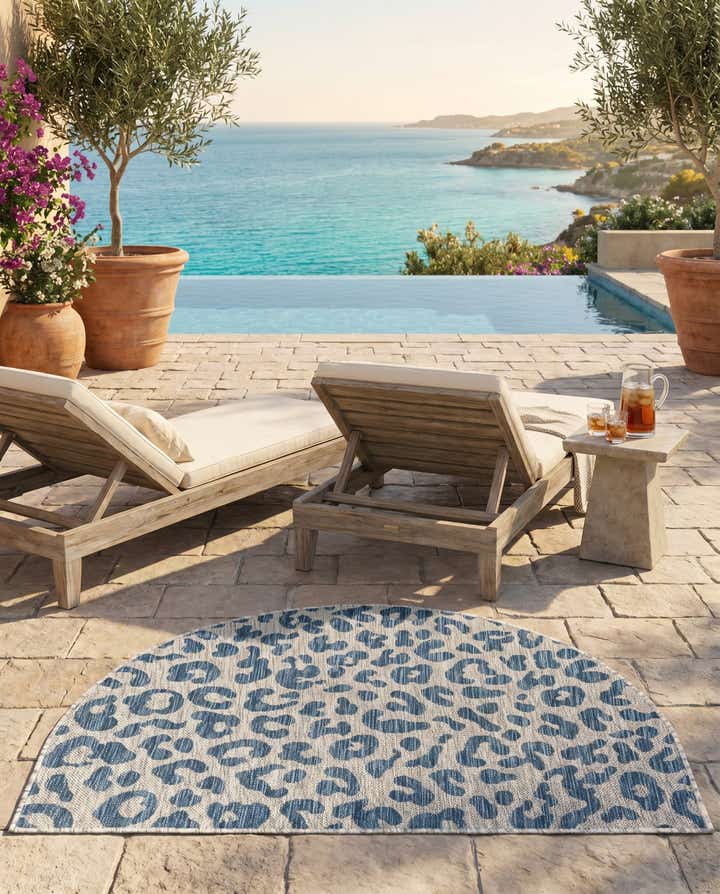 2' 7 x 4' Easy-Clean Safari Indoor / Outdoor Hearth Rug