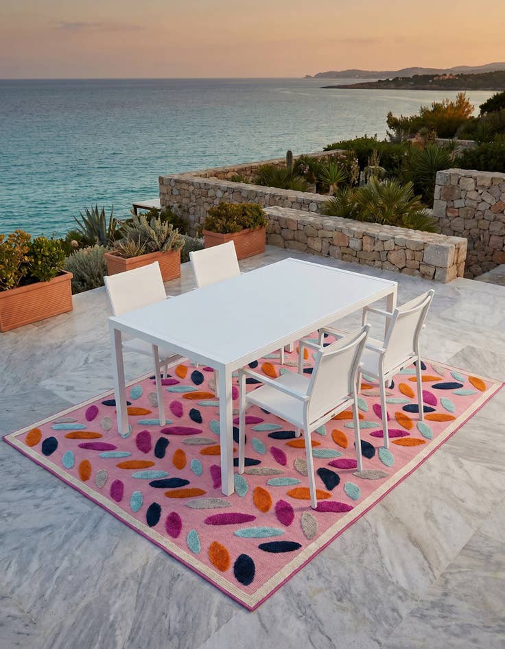Detail image of 6' x 9' Easy-Clean Aruba Indoor / Outdoor Rug