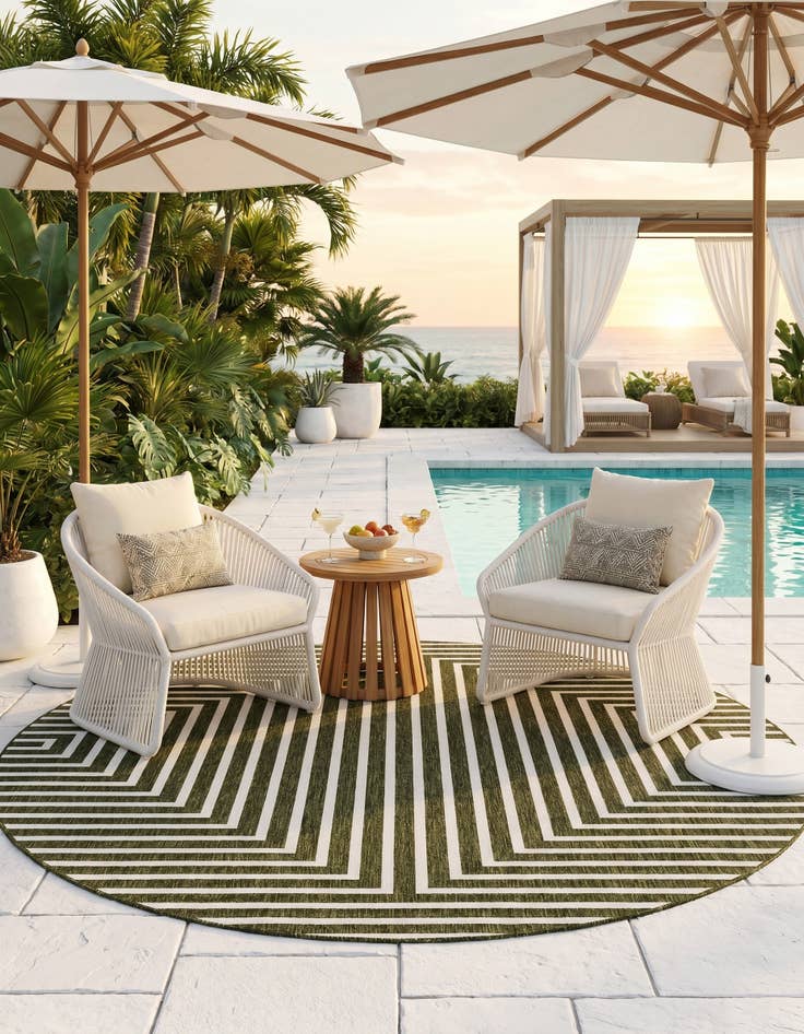 Detail image of 10' x 10' Easy-Clean Modern Indoor / Outdoor Round Rug