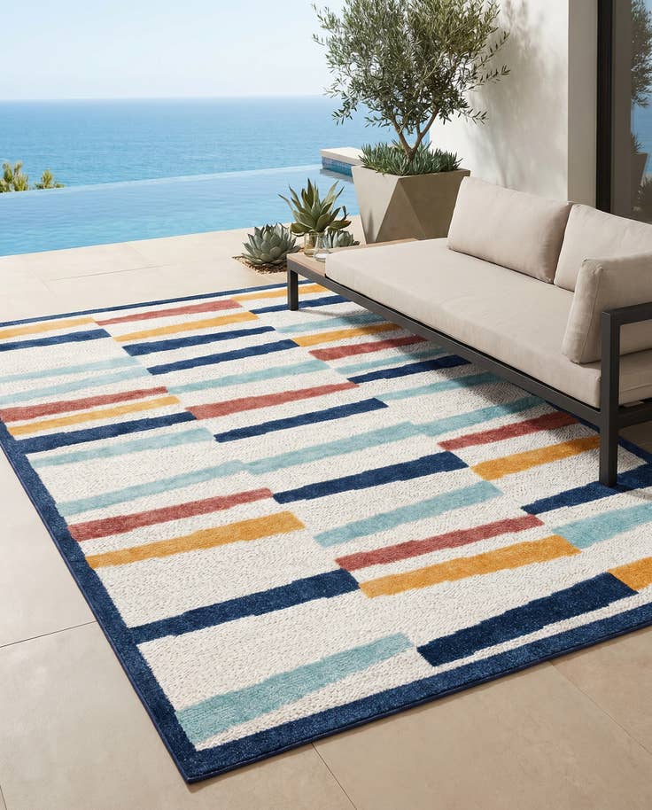 Detail image of 6' x 9' Easy-Clean Belize Indoor / Outdoor Rug