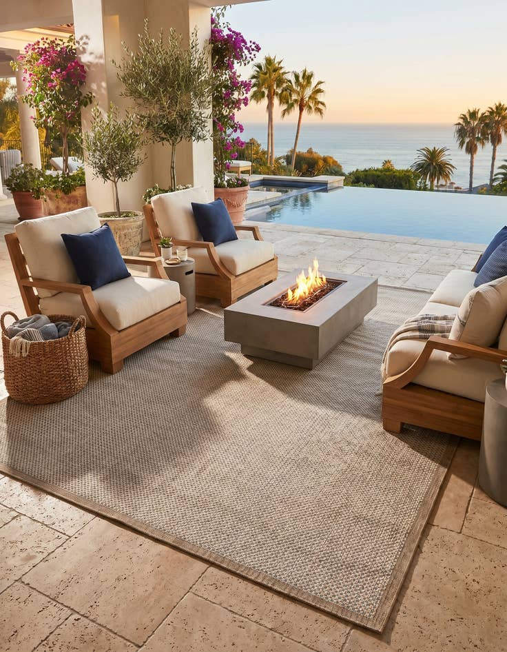 Detail image of 9' x 12' Easy-Clean Border Indoor / Outdoor Rug