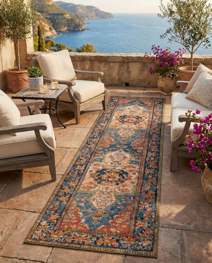 2' 7 x 10' Easy-Clean Traditional Indoor / Outdoor Runner Rug