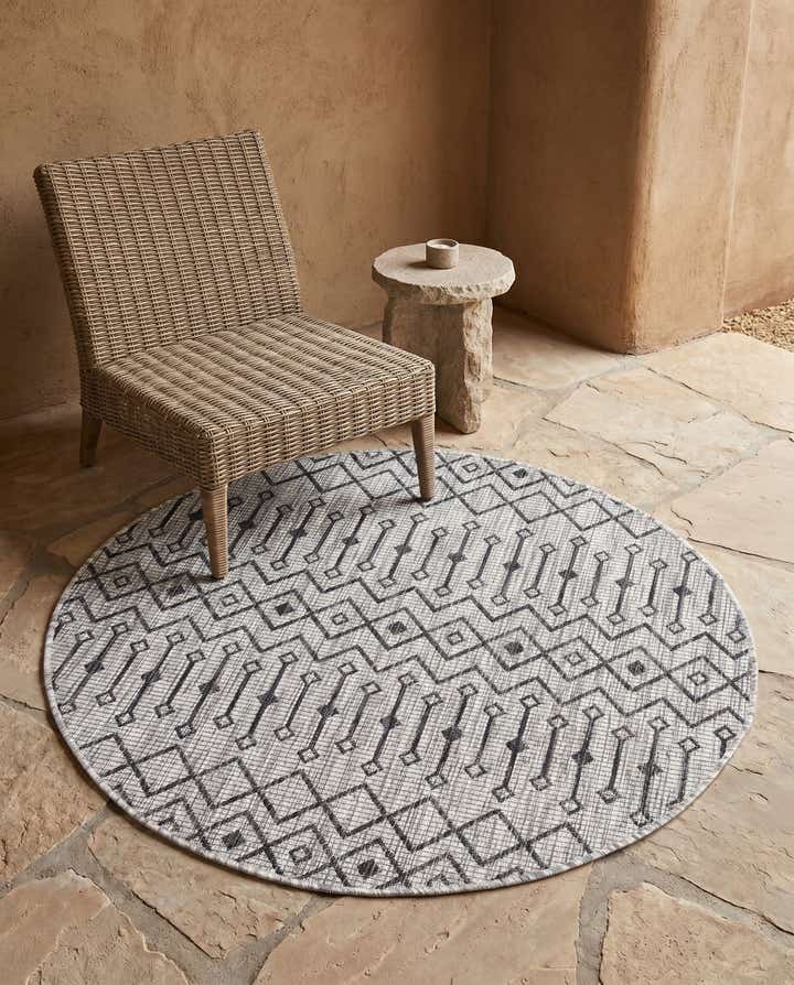 4' x 4' Easy-Clean Trellis Indoor / Outdoor Round Rug
