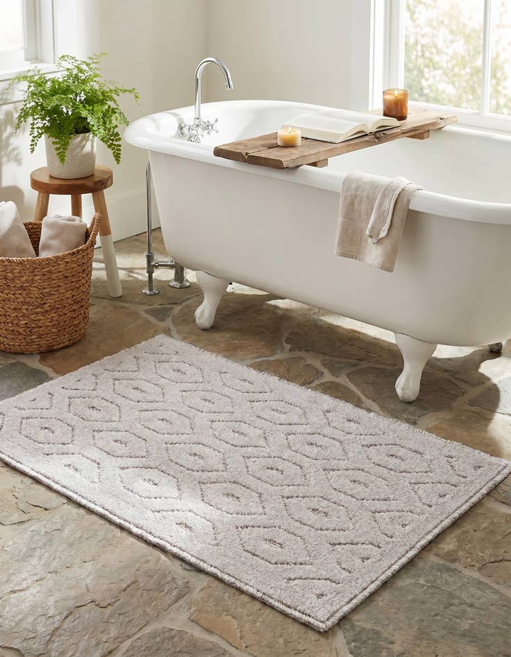 Detail image of 2' x 3' Easy-Clean Trellis Textured Indoor / Outdoor Rug