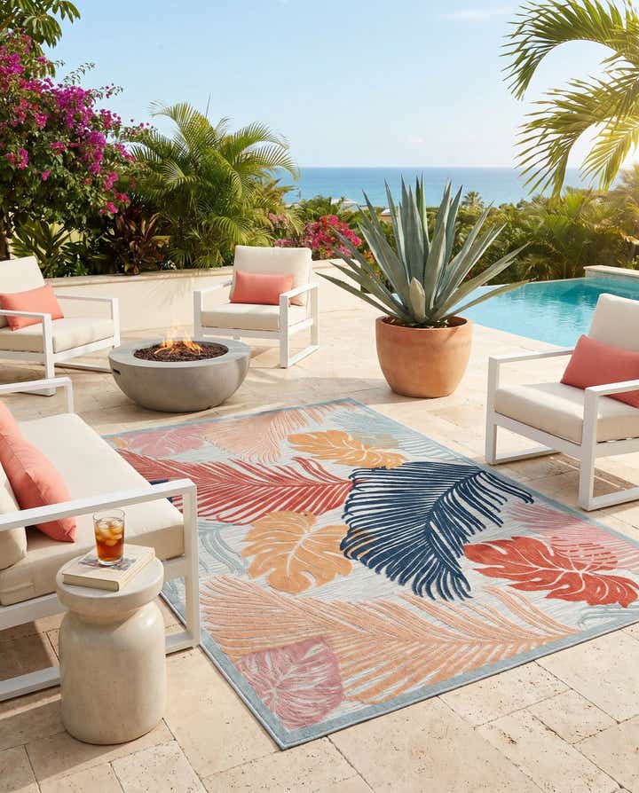 6' 4 x 9' Easy-Clean Botanical Indoor / Outdoor Rug