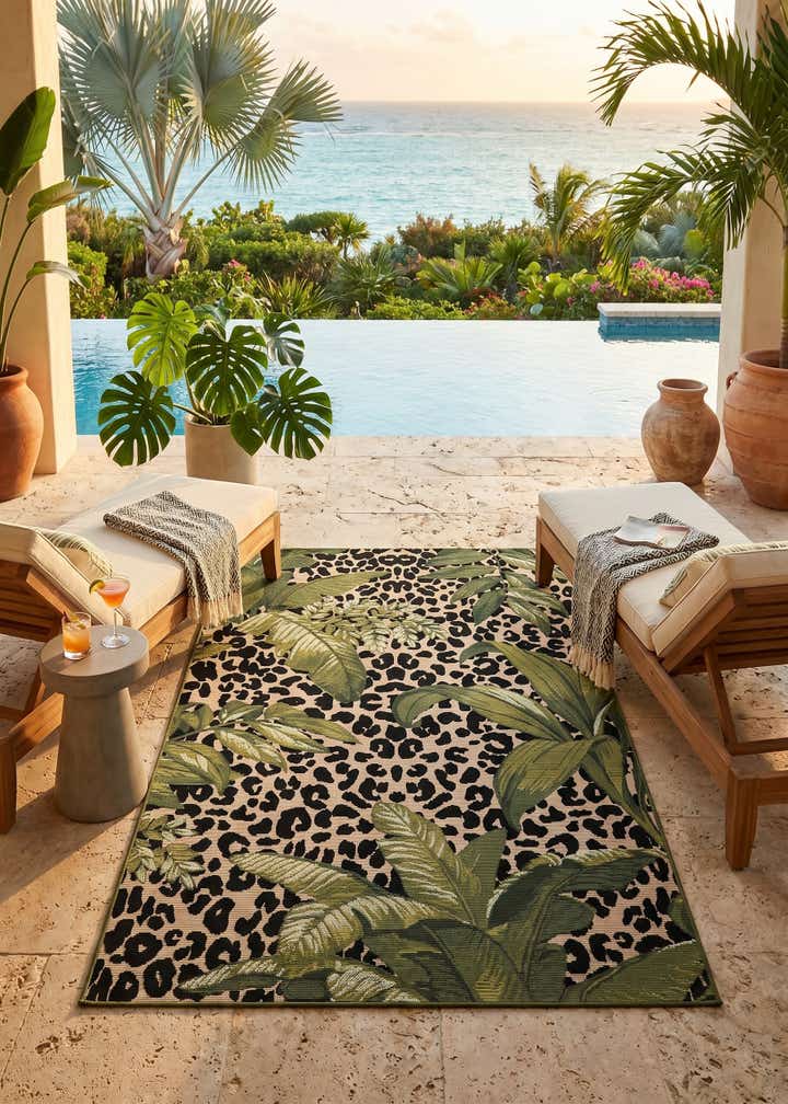 3' 3 x 5' 3 Easy-Clean Botanical Indoor / Outdoor Rug