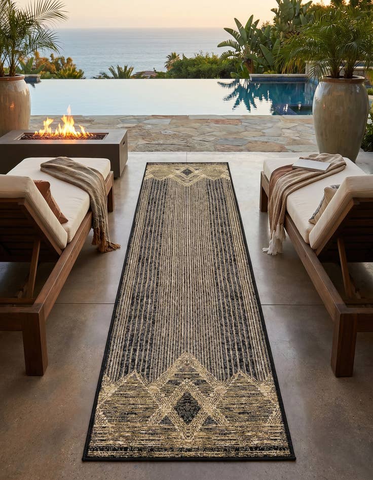 Detail image of 2' x 8' Easy-Clean Modern Indoor / Outdoor Runner Rug