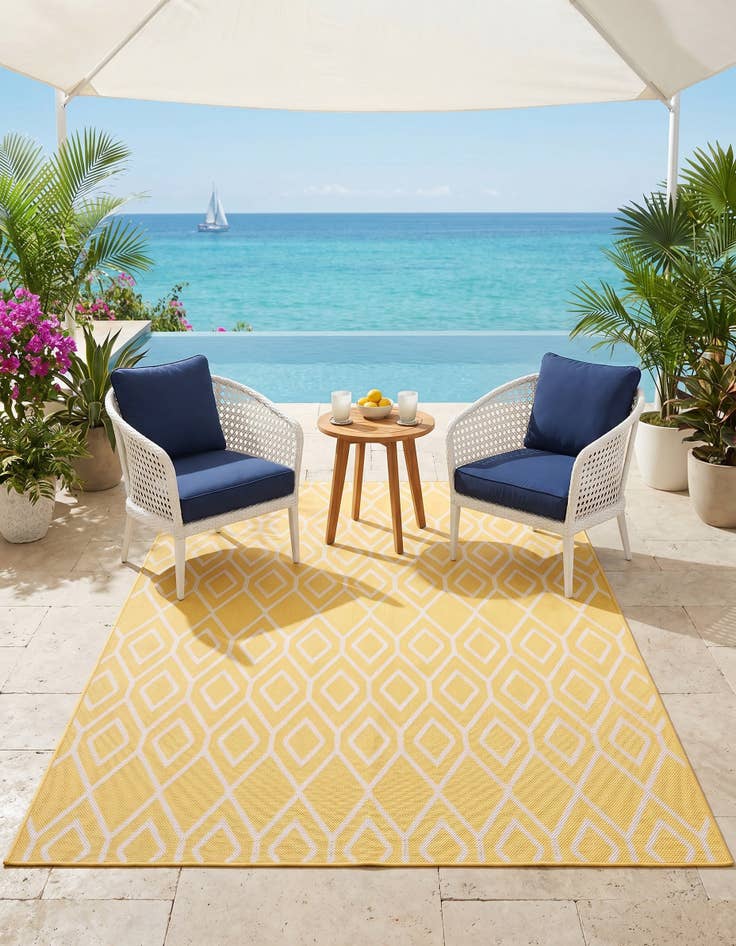 Detail image of 5' 3 x 8' Easy-Clean Jill Zarin Turks and Caicos Indoor / Outdoor Rug