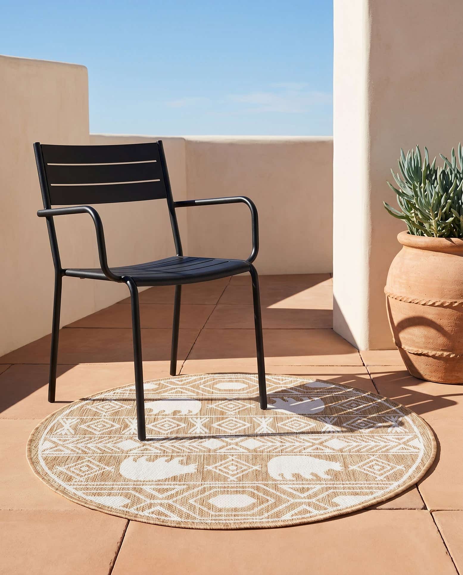 3' x 3' Easy-Clean Southwestern Indoor / Outdoor Round Rug