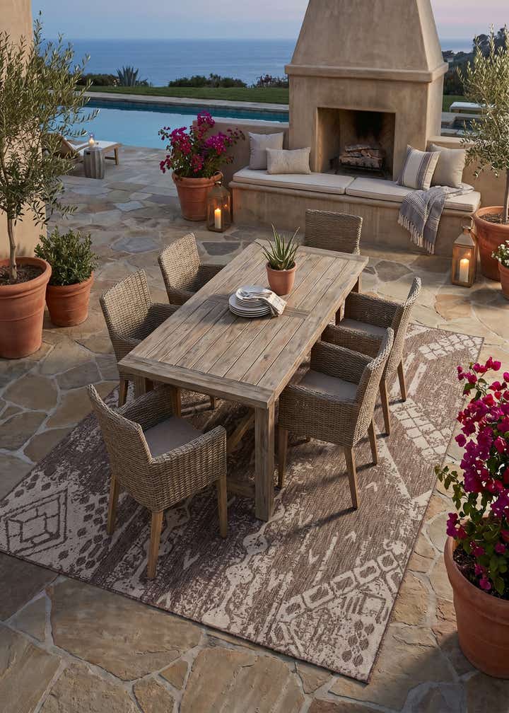 6' x 9' Easy-Clean Bohemian Indoor / Outdoor Rug