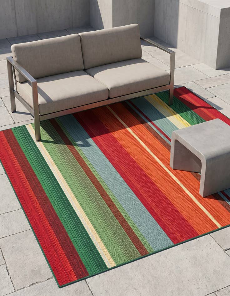 Detail image of 5' 3 x 5' 3 Easy-Clean Modern Indoor / Outdoor Square Rug