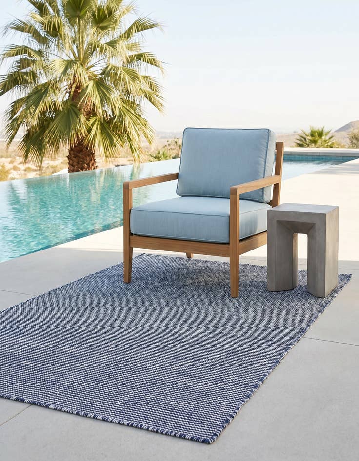 Detail image of 3' 3 x 5' 3 Easy-Clean Jill Zarin Palm Springs Indoor / Outdoor Rug