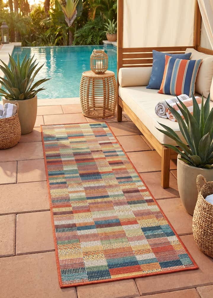 2' x 6' 1 Easy-Clean Baja Indoor / Outdoor Runner Rug
