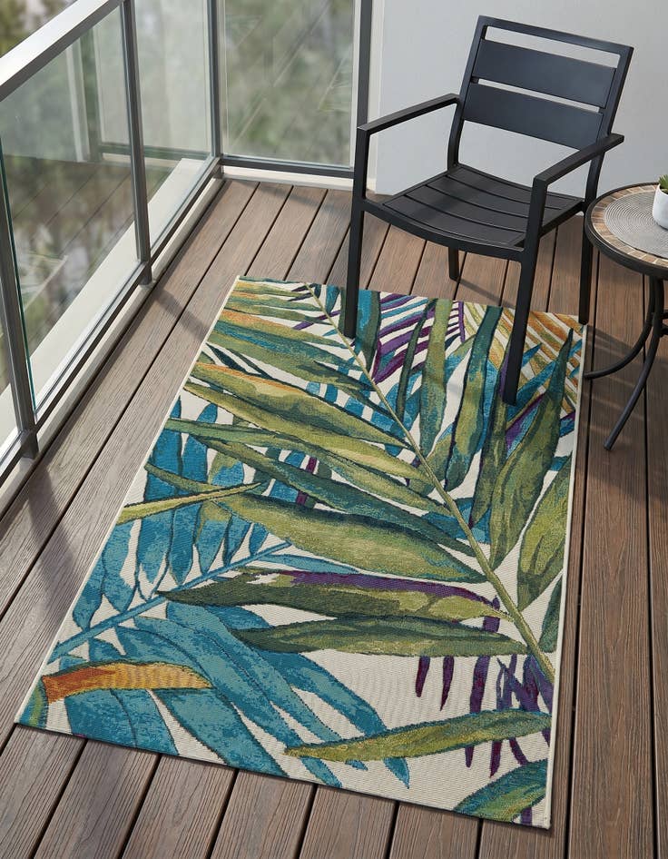 Detail image of 3' 3 x 5' 3 Easy-Clean Botanical Indoor / Outdoor Rug