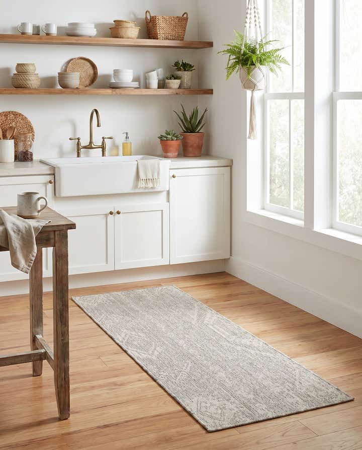 2' x 5' Easy-Clean Bohemian Indoor / Outdoor Runner Rug