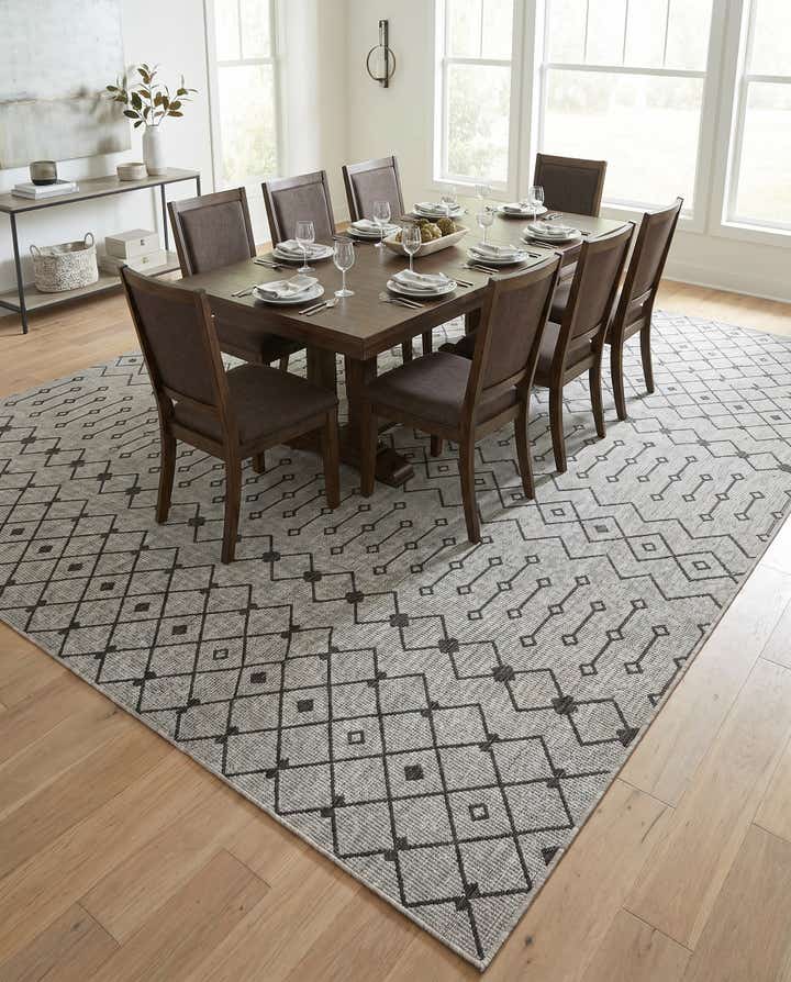 10' 8 x 10' 8 Easy-Clean Lattice Indoor / Outdoor Square Rug