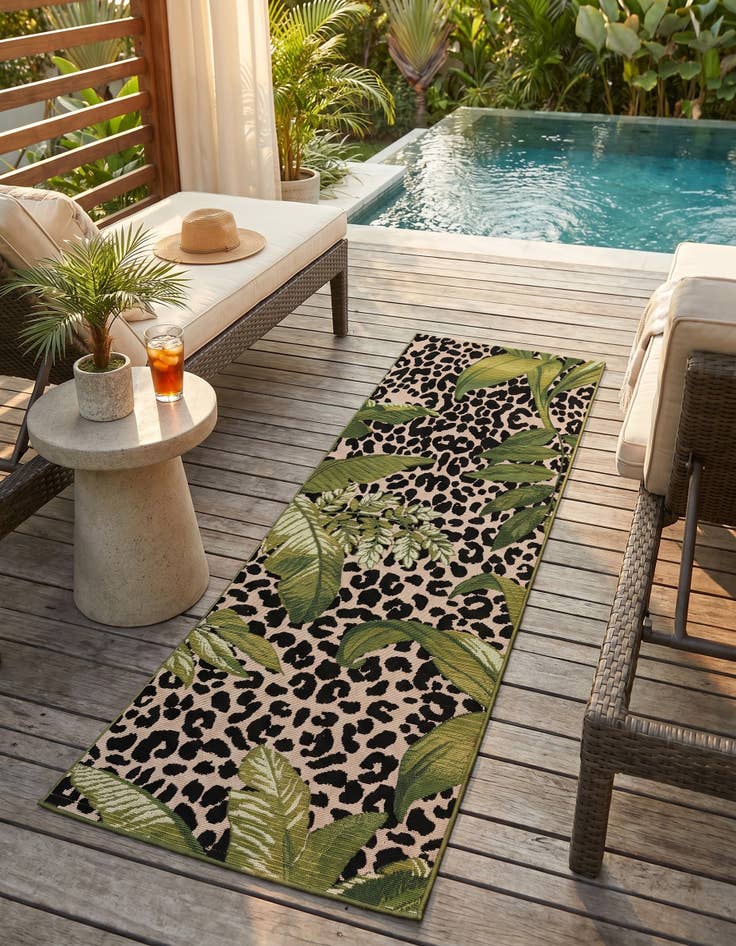 Detail image of 2' x 6' Easy-Clean Botanical Indoor / Outdoor Runner Rug