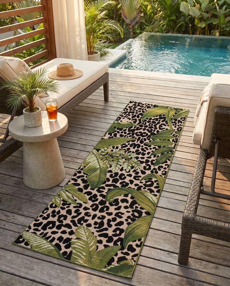 Detail image of 2' x 6' Easy-Clean Botanical Indoor / Outdoor Runner Rug