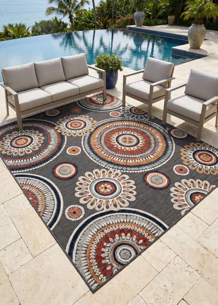 8' 2 x 10' Easy-Clean Botanical Indoor / Outdoor Rug