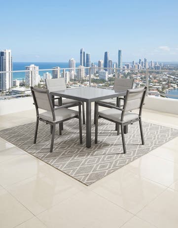 Gray Cream Easy-Clean Jill Zarin Turks and Caicos Indoor / Outdoor Square Rug