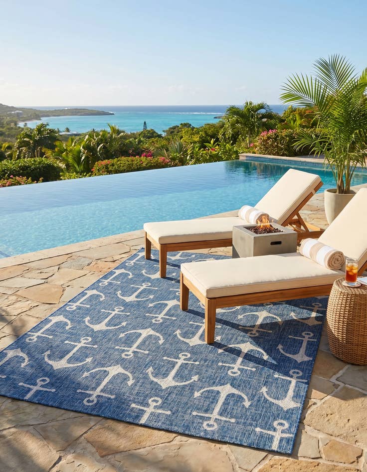 Detail image of 7' x 10' Easy-Clean Coastal Indoor / Outdoor Rug