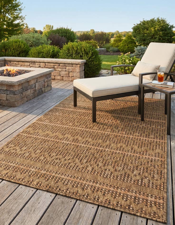 Detail image of 4' x 6' Easy-Clean Modern Indoor / Outdoor Rug