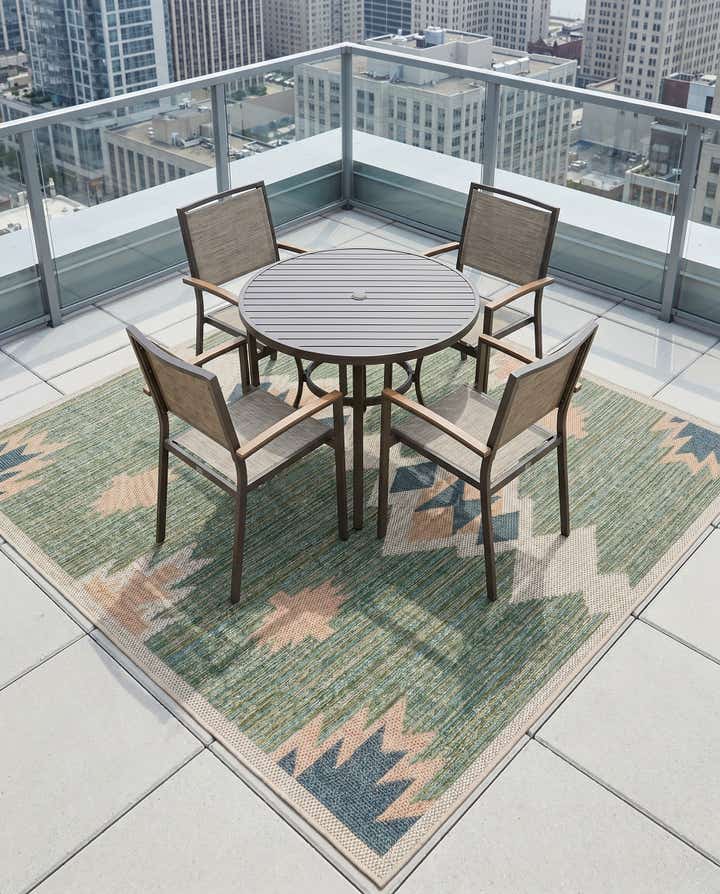 6' x 6' Easy-Clean Baja Indoor / Outdoor Square Rug